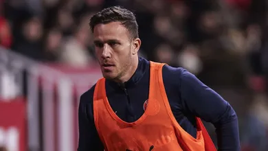 &lsquo;Estreia inusitada&rsquo;: Brasileiro surpreende jornal em in&iacute;cio no Girona