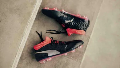 Puma apresenta chuteiras Future, que aposta na personaliza&ccedil;&atilde;o, e One, com design cl&aacute;ssico e leveza