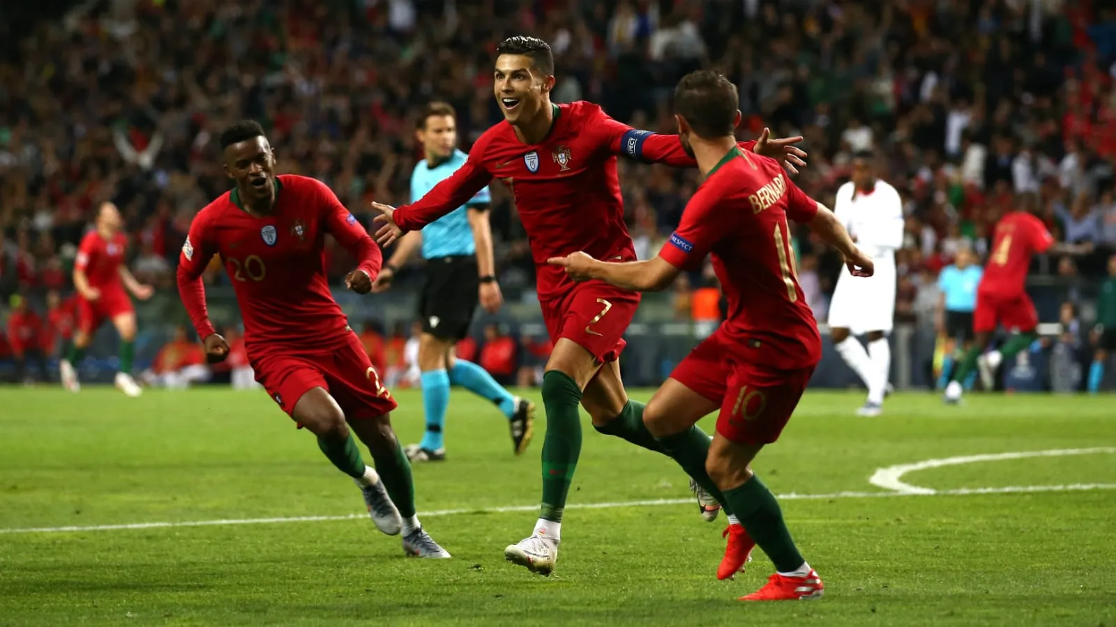 Quando o empate parecia inescap&aacute;vel, o absurdo poder de decis&atilde;o de Cristiano Ronaldo abriu o caminho &agrave; final