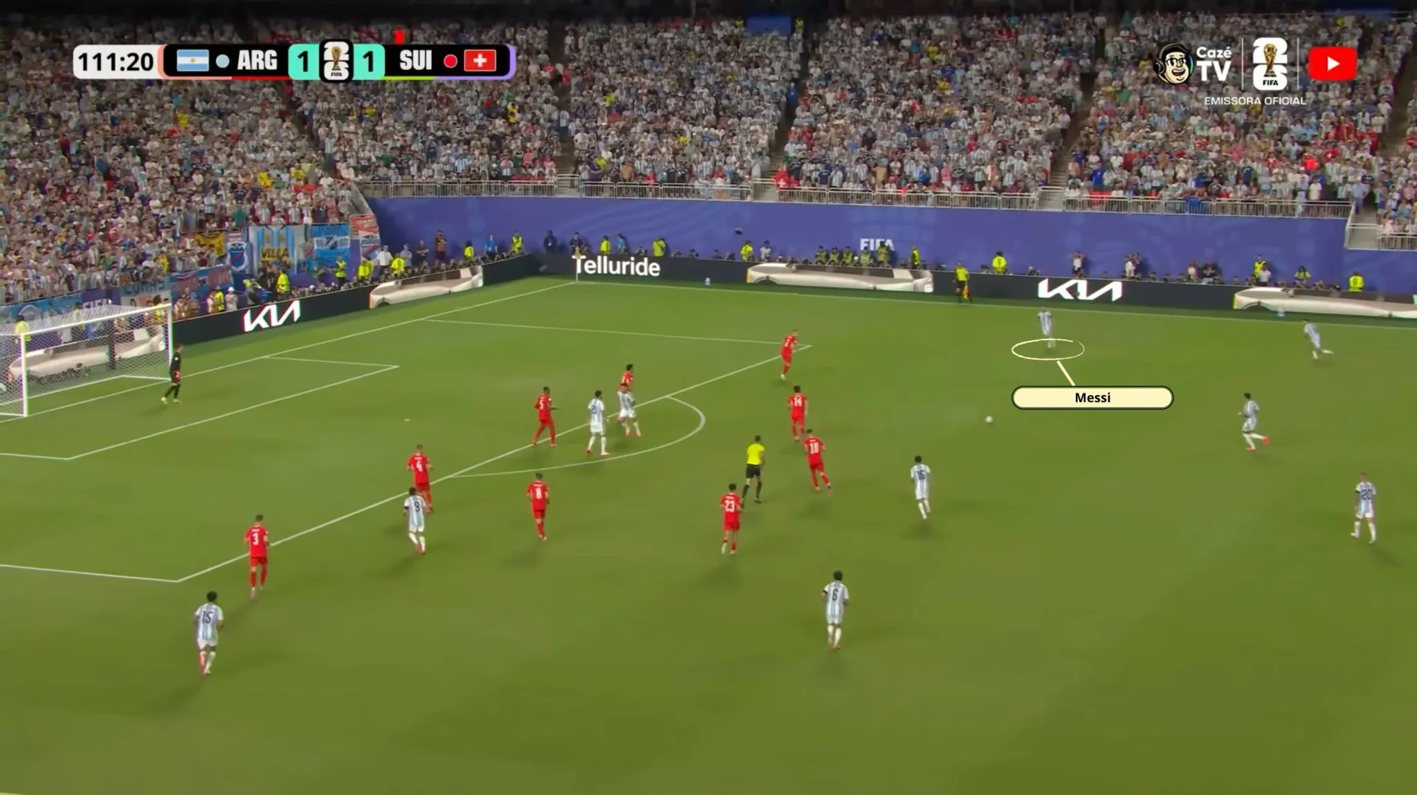 Messi como ponta direita antes do segundo gol da Argentina sobre a Su&iacute;&ccedil;a 