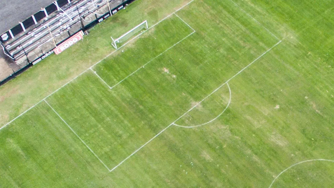 Clube argentino &eacute; acusado de aumentar a grande &aacute;rea em jogo do acesso na terceirona