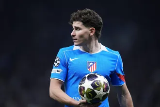 &lsquo;Voltou do Barcelona pior e ficou marcado&rsquo;: O alerta a Juli&aacute;n Alvarez em meio aos rumores