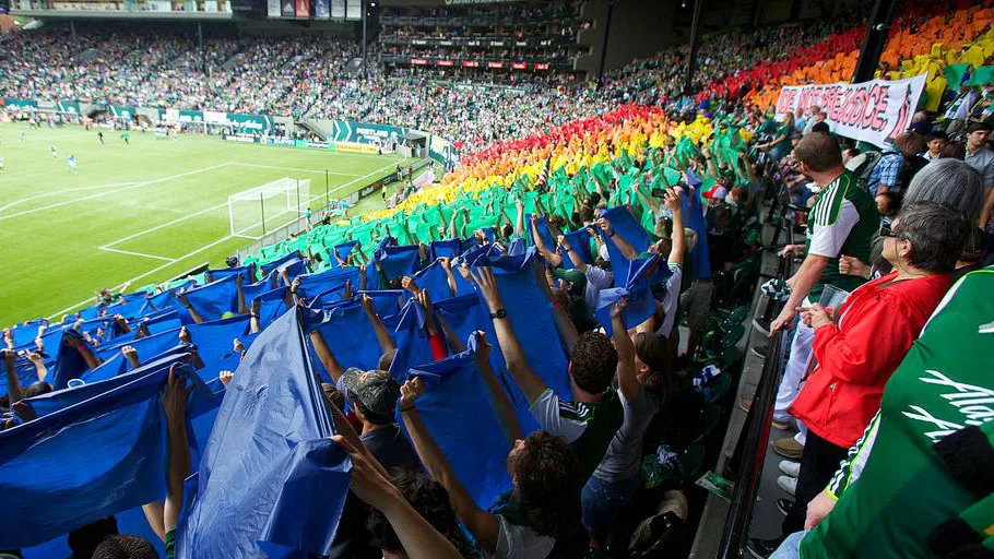 Times da MLS comemoram hist&oacute;rica decis&atilde;o do casamento igualit&aacute;rio nos Estados Unidos