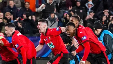 Ap&oacute;s 18 cobran&ccedil;as de p&ecirc;naltis, Rennes supera Olympique de Marseille e avan&ccedil;a na Copa da Fran&ccedil;a