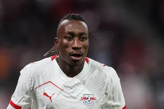 &lsquo;Muitos disseram que eu tinha de jogar no Chelsea. Nem sempre &eacute; s&oacute; sobre dinheiro&rsquo;