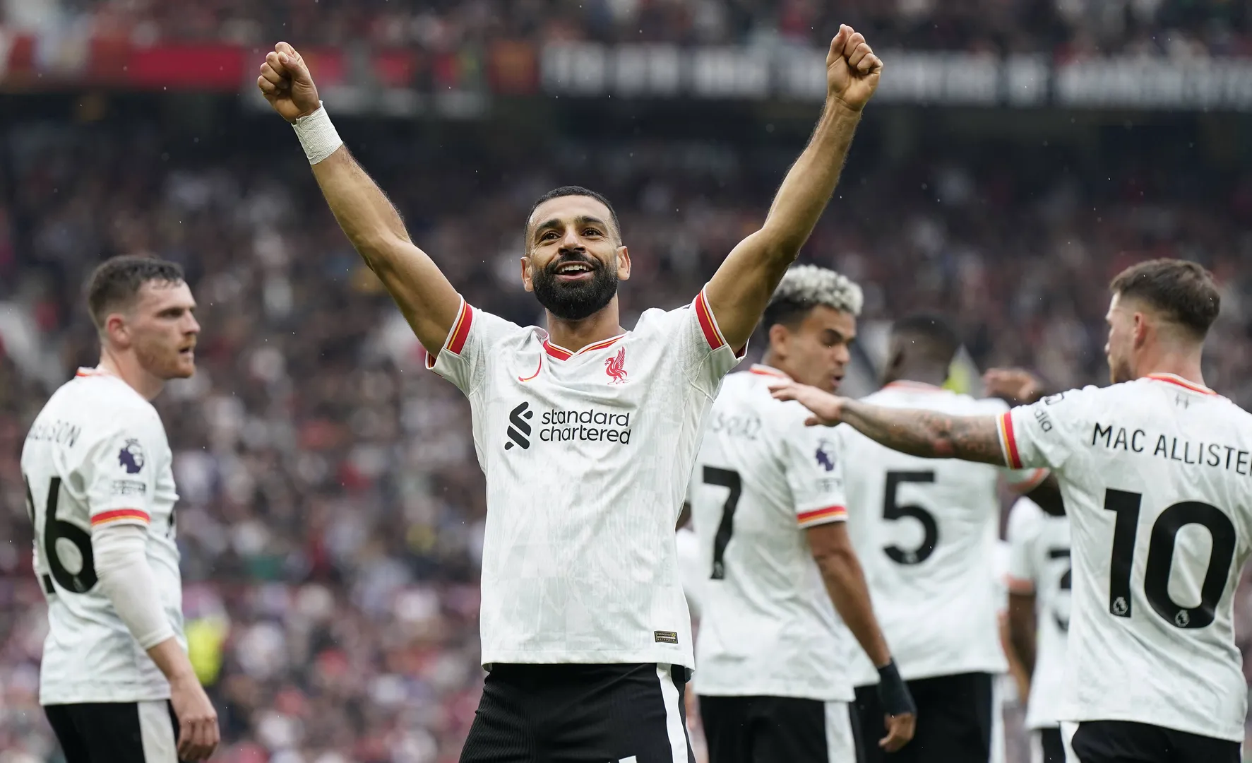 Salah fez o terceiro gol do Liverpool contra o Manchester. Foto: Imago