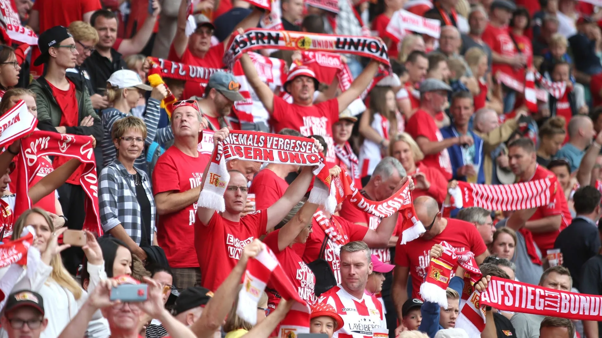 Union Berlim prepara homenagem para torcedores que morreram antes de v&ecirc;-lo na Bundesliga