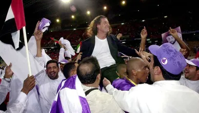Lenda em Senegal, Bruno Metsu tamb&eacute;m mudou o Al Ain de patamar