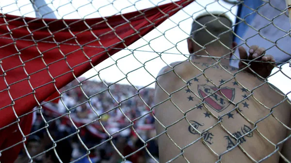 Por que Independiente n&atilde;o merecia cair, mas parte da torcida, sim