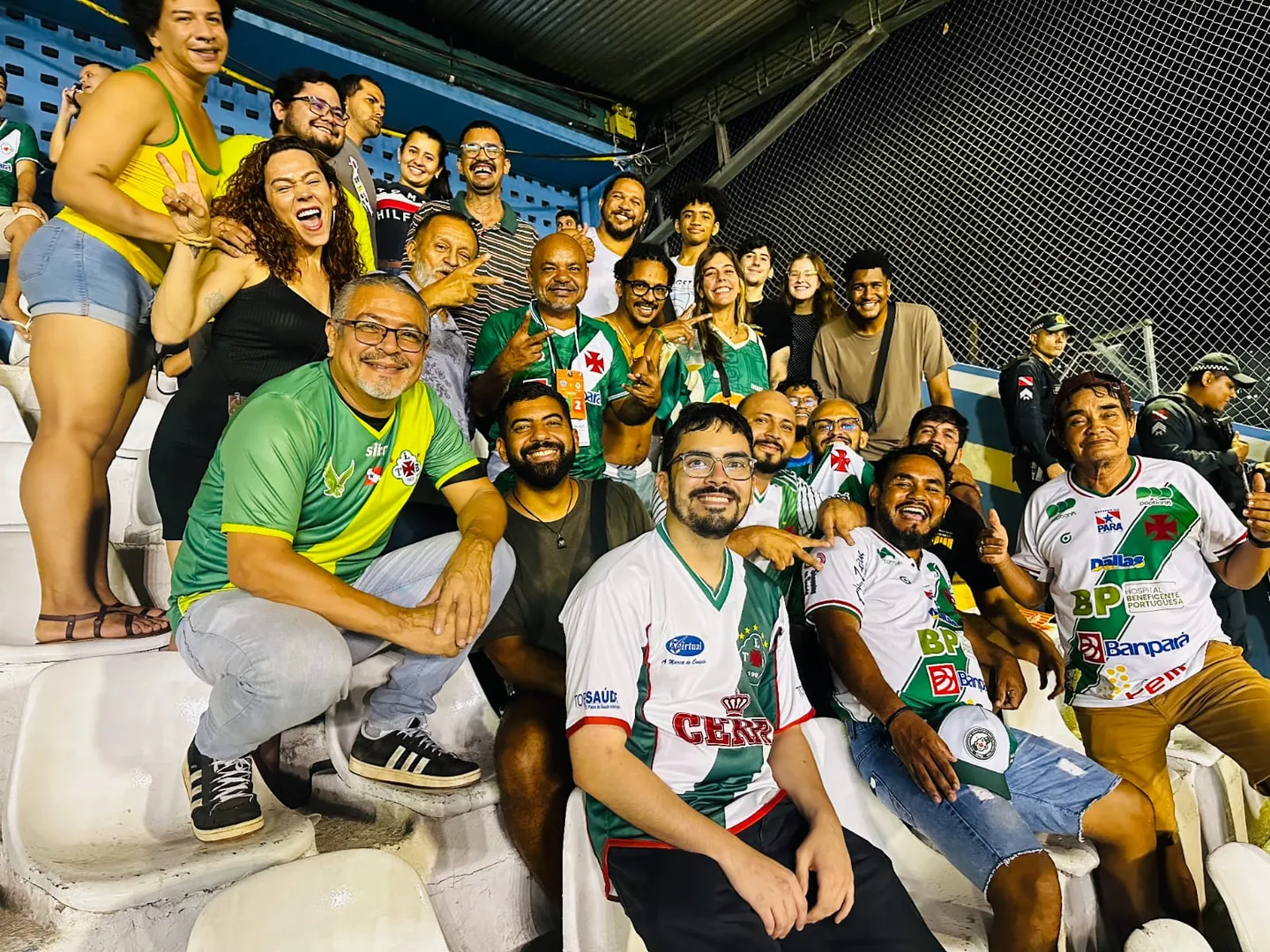 A&ccedil;&atilde;o da Tuna Luso levou pessoas trans e travestis de gra&ccedil;a para jogo do Paraense (Foto: Ascom/Tuna Luso)