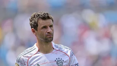 &lsquo;Houve alguns momentos&rsquo;: M&uuml;ller descarta jogar no Manchester United, mas admite desejo antigo