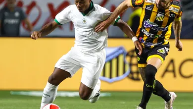 Endrick lateral e longe do gol no Palmeiras? Abel explica posicionamento do camisa 9