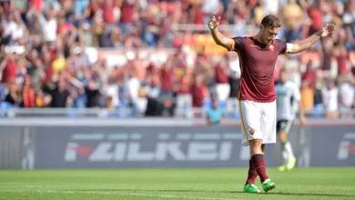 Totti chega a 300 gols pela Roma, em fidelidade e regularidade impressionantes