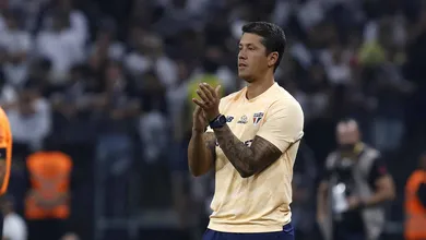 Carpini j&aacute; usou mais de dois times pelo S&atilde;o Paulo e comprova em campo a for&ccedil;a do elenco