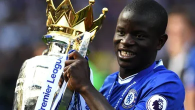 Reconhecimento merecido: Kant&eacute; renova e se torna o mais bem pago da hist&oacute;ria do Chelsea