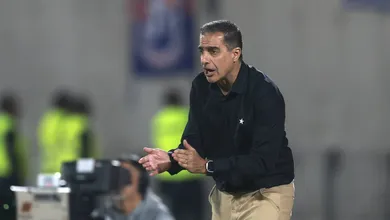 Nem buscar empate com o S&atilde;o Paulo evitou que torcida do Botafogo vaiasse Paiva pela 1&ordf; vez