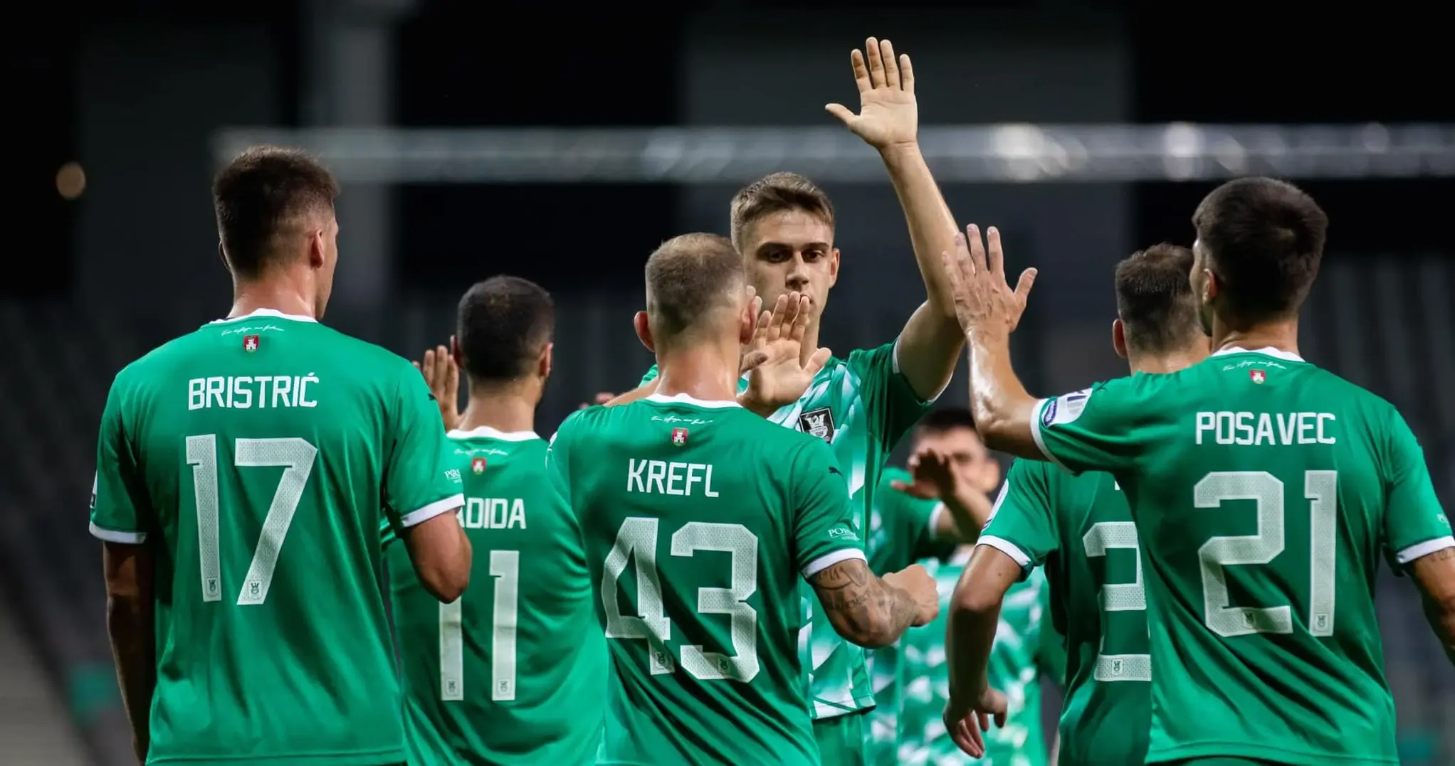 Champions: Com um p&ecirc;nalti defendido no &uacute;ltimo lance, o Olimpija alcan&ccedil;a um &eacute;pico