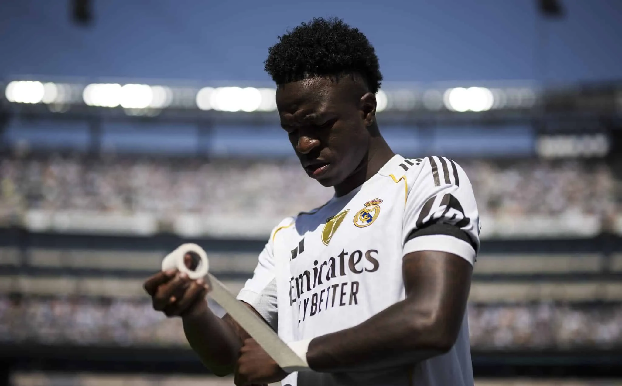 Contrato, desgaste e Xabi Alonso: Por que Vinicius Junior perdeu espa&ccedil;o no Real Madrid?