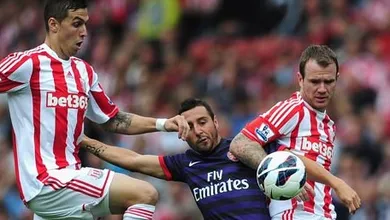 Tedioso: Arsenal joga mal e fica no zero com Stoke