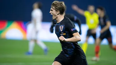 A Espanha buscou duas vezes, mas, em dia de artilheiro, Jedvaj garantiu vit&oacute;ria suada da Cro&aacute;cia