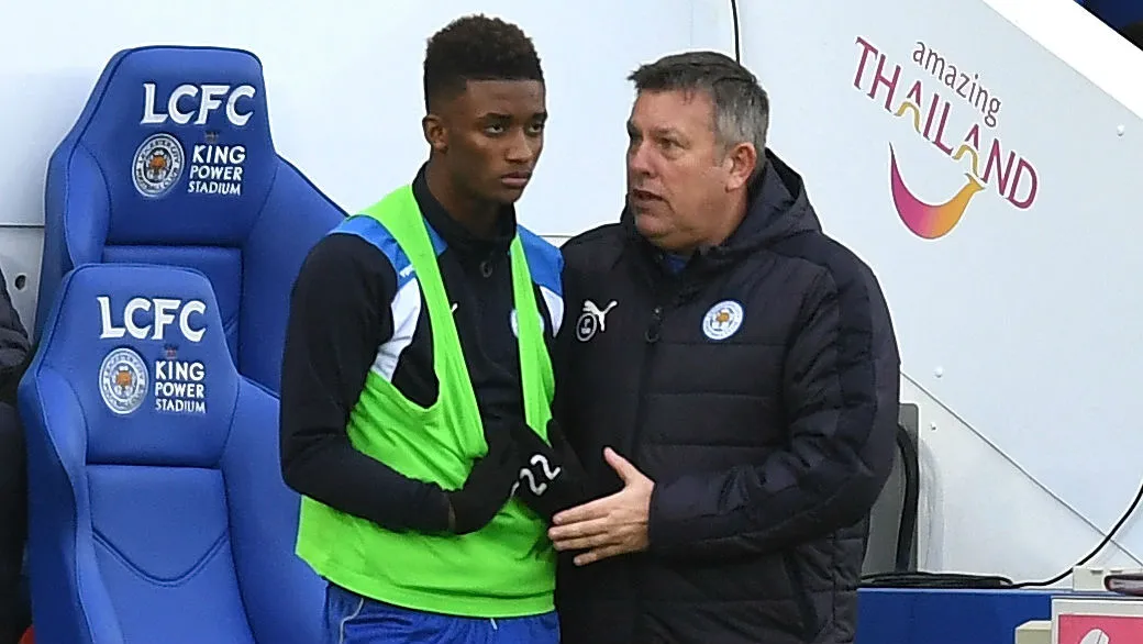 Shakespeare, o auxiliar que os jogadores adoram, assume o Leicester at&eacute; o fim da temporada