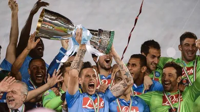 &Iacute;dolo do Napoli e um gigante da Eslov&aacute;quia, Marek Hamsik anuncia aposentadoria aos 35 anos