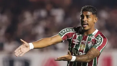 Fluminense pretende fazer mudan&ccedil;as no ataque e analisa mercado da bola