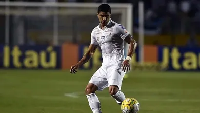 [V&iacute;deo] Renato deu um show de categoria mais uma vez pelo Santos no Pacaembu