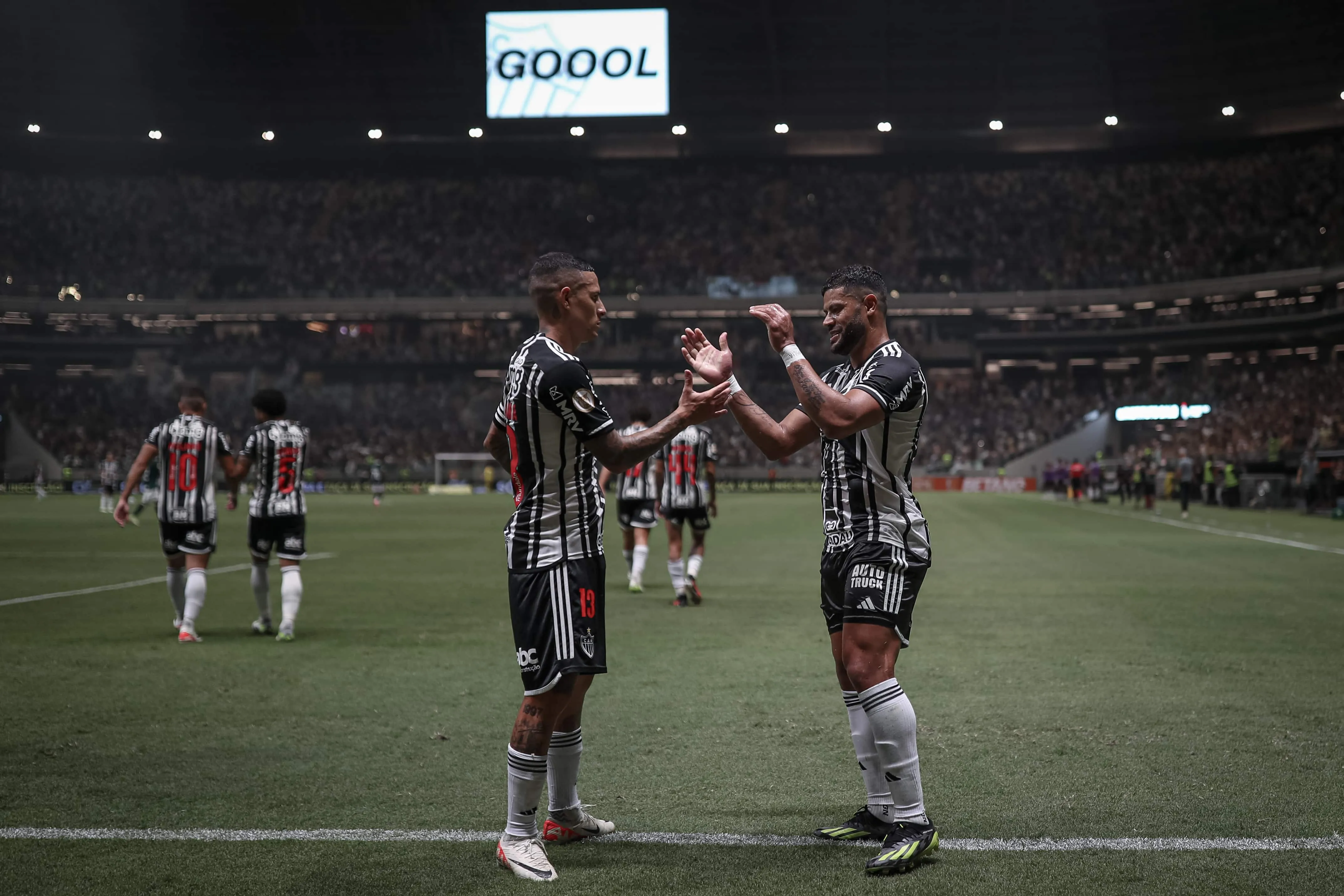 Atl&eacute;tico-MG &lsquo;acorda&rsquo; e pela primeira vez demonstra que quer lutar pelo t&iacute;tulo &ndash; e est&aacute; na briga por ele