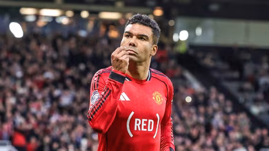 Com Igor Thiago abaixo, Casemiro se consolida como fator surpresa do Manchester United