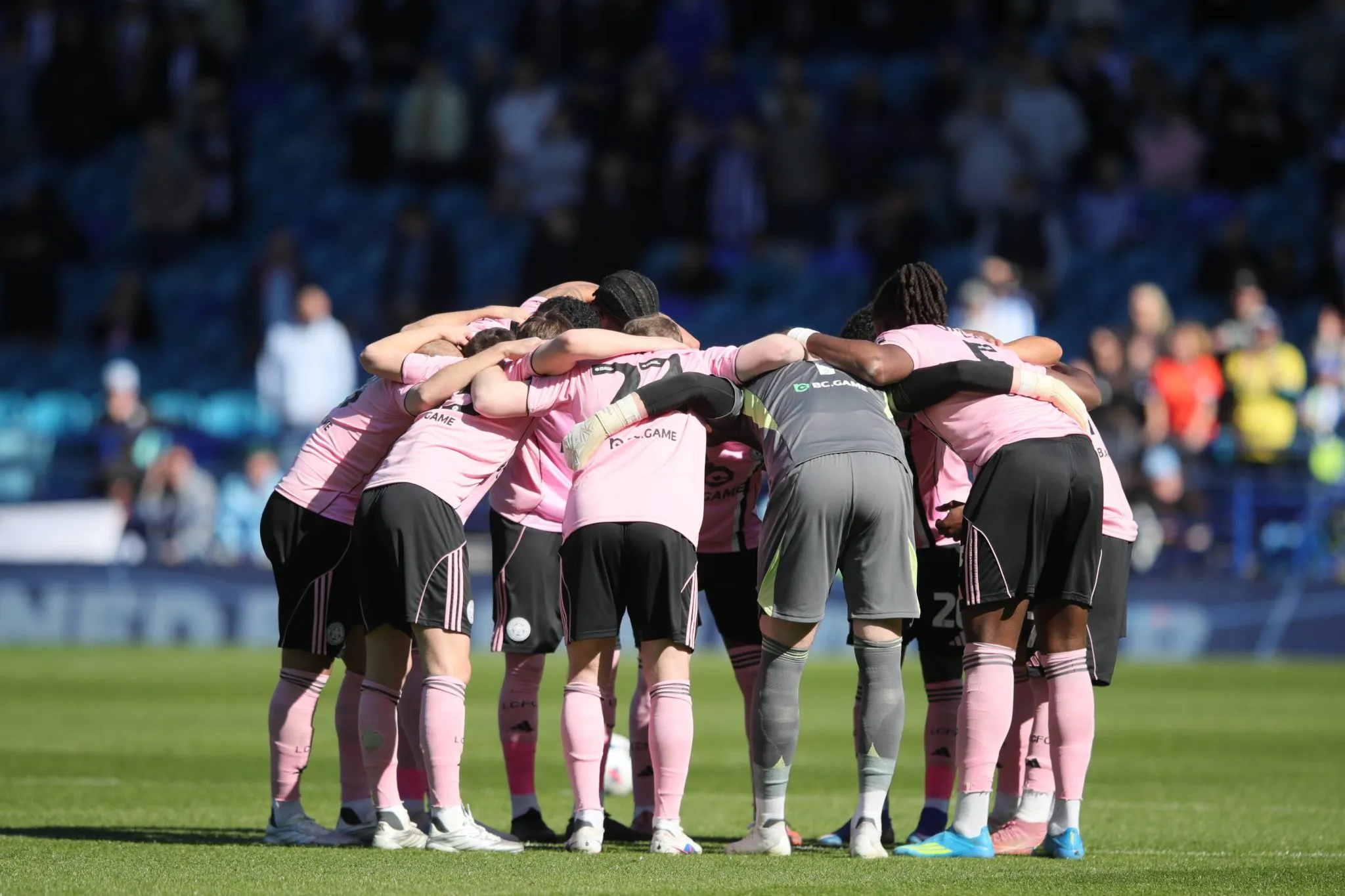 Leicester est&aacute; na zona de rebaixamento da Championship. Foto: IMAGO/Pro Sports Images