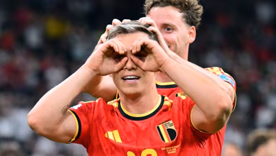 Nova Zel&acirc;ndia 1 x 5 B&eacute;lgica: Trossard honra a 10 de Hazard e coloca Diabos Vermelhos no mata-mata