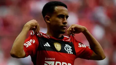 Mais pronto, Matheus Gon&ccedil;alves &eacute; curinga para o 2024 de Tite no Flamengo