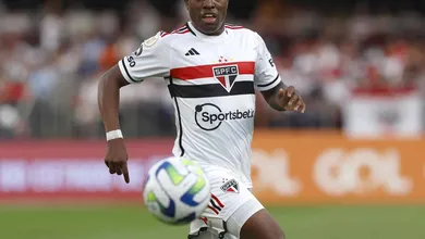 S&atilde;o Paulo rescinde com jogador de Copa do Mundo e amplia longa lista de sa&iacute;das