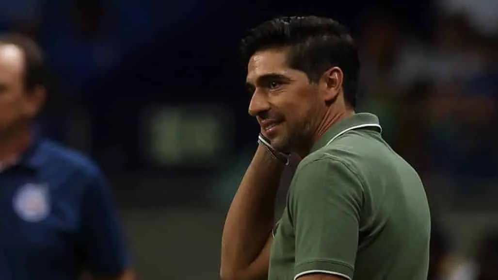 Abel claramente descobriu caminho para o t&iacute;tulo do Palmeiras e mudou rota a tempo