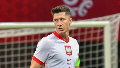 Lewandowski deixa Pol&ocirc;nia: Entenda a crise que afastou craque do Barcelona de sua sele&ccedil;&atilde;o