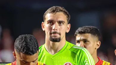 &lsquo;Novo Alisson&rsquo;: Imprensa espanhola destaca potencial de goleiro brasileiro