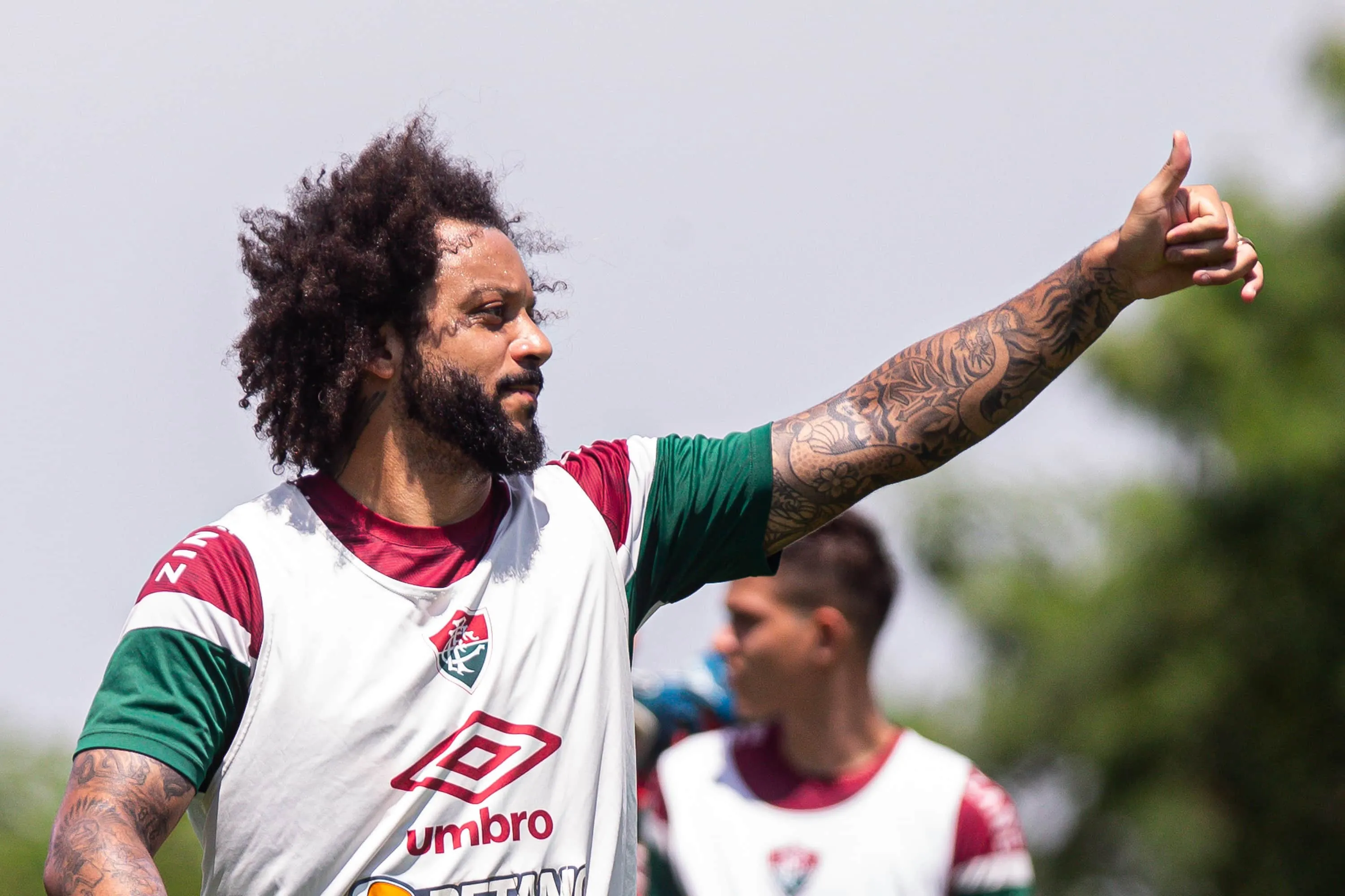 Sem Diniz, Fluminense prioriza descanso e segue cronograma do t&eacute;cnico na data Fifa