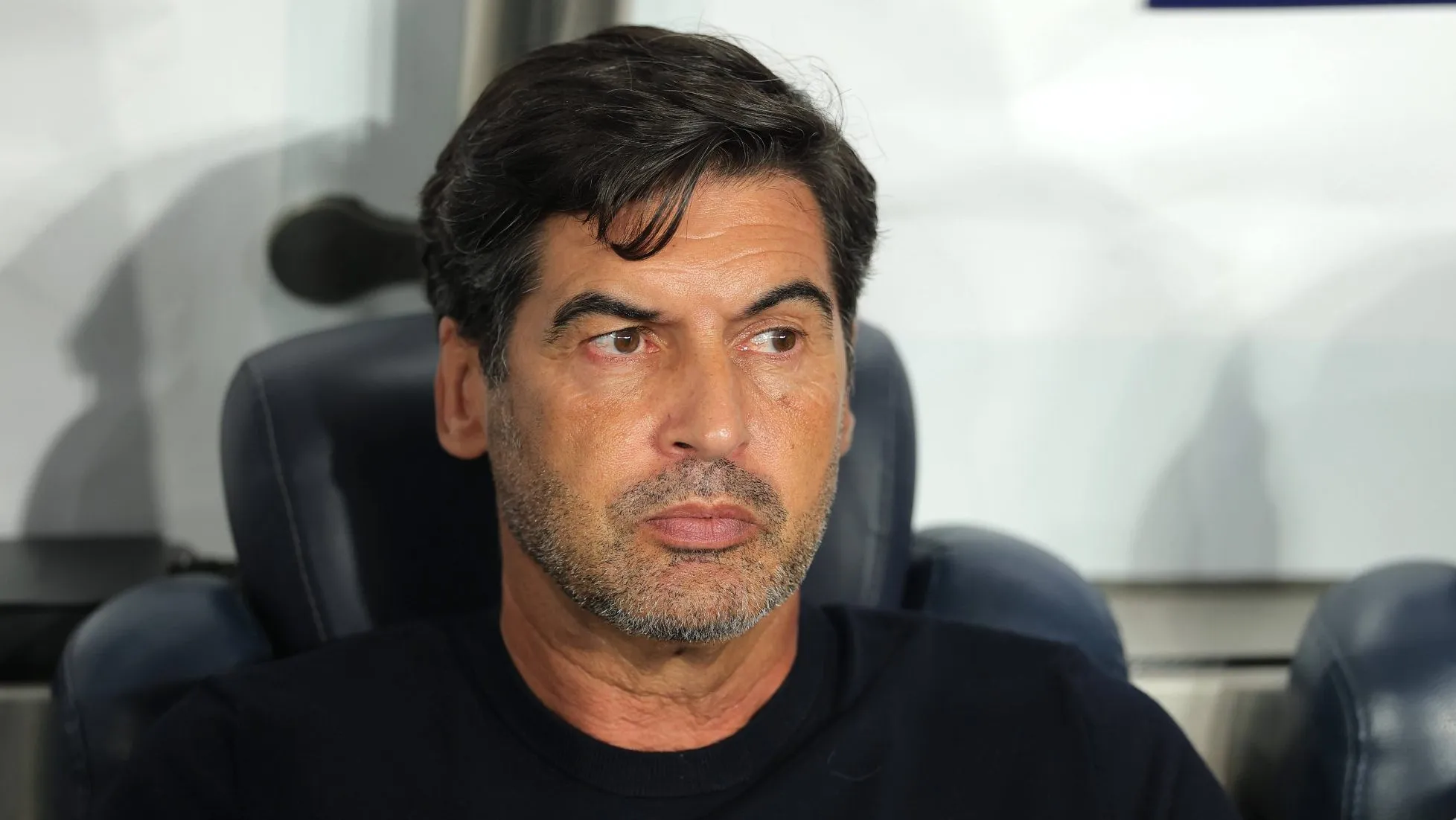 &lsquo;Vivemos tempos muito ego&iacute;stas&rsquo;: Por que t&eacute;cnico do Lyon se irritou com a Liga Francesa