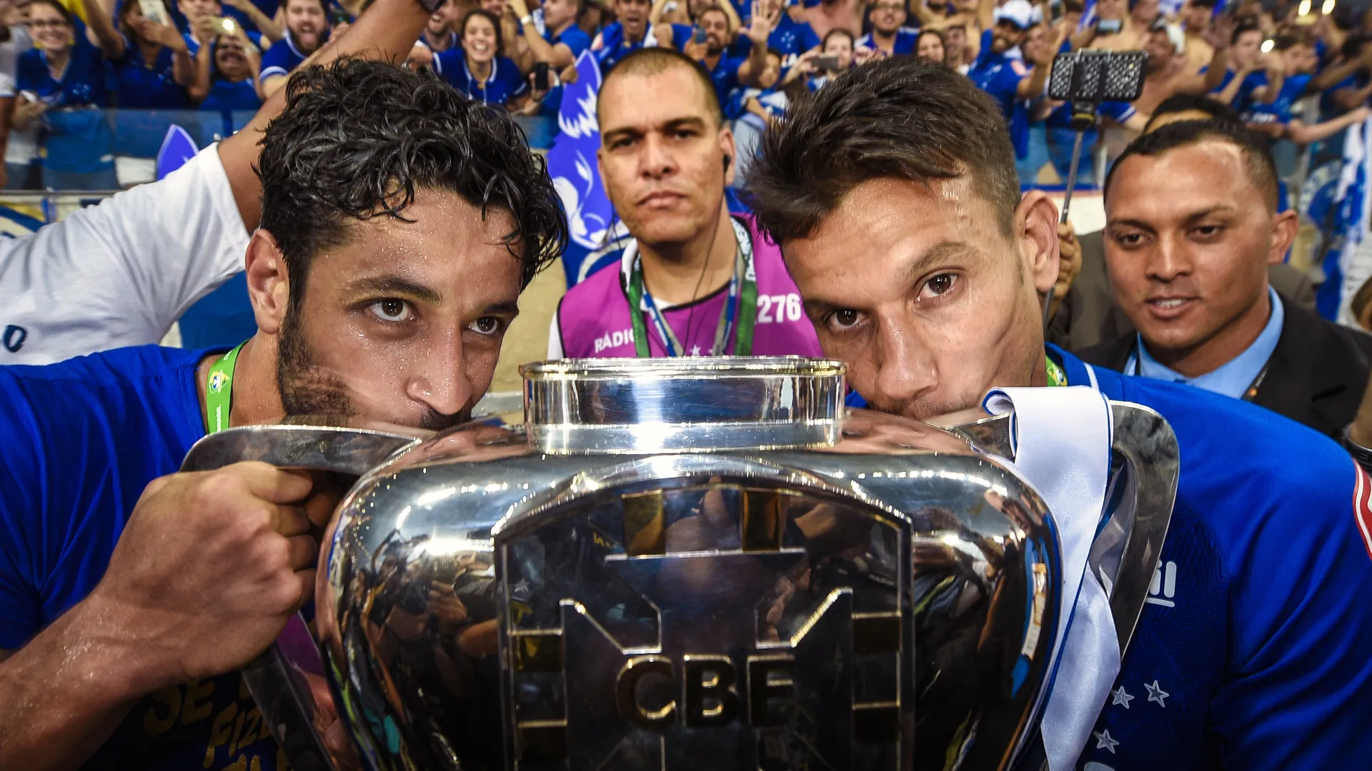 Podcast #145: Cruzeiro, t&atilde;o combatido, jamais vencido