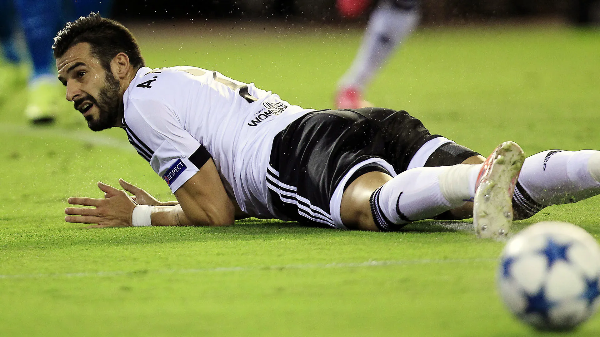 O gola&ccedil;o de Negredo n&atilde;o foi suficiente para evitar o empate do Valencia com o Rayo Vallecano