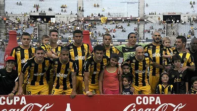 Agora &eacute; o Pe&ntilde;arol que denuncia Conmebol por dinheiro da TV