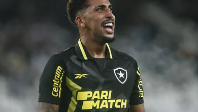 Namorada alega que atleta afastado do Botafogo a agrediu por frustra&ccedil;&atilde;o&nbsp;com&nbsp;clube