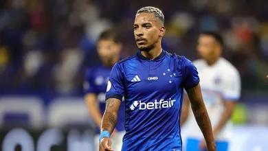 Matheus Pereira finalmente d&aacute; cart&atilde;o de visitas e mostra que pode ser o craque do Cruzeiro