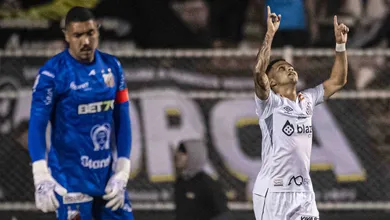 Sem sustos, Santos vence o Ituano e pode confirmar retorno &agrave; S&eacute;rie A no s&aacute;bado