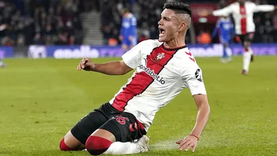 De algoz a refor&ccedil;o, Alcaraz lembra velho conhecido com atributos que Tite precisa no Flamengo