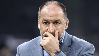 Augusto Melo &eacute; afastado da presid&ecirc;ncia do Corinthians e pode sofrer impeachment