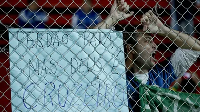 O pudor, o goleiro crente e o Papa