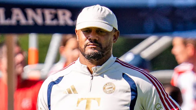 &lsquo;O Bayern est&aacute; aberto a liberar tr&ecirc;s jogadores. Eles n&atilde;o t&ecirc;m futuro aqui&rsquo;, diz diretor