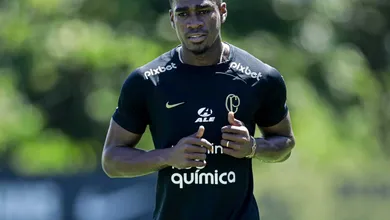 Refor&ccedil;os da defesa do Corinthians d&atilde;o esperan&ccedil;a para retorno do tradicional desempenho do clube